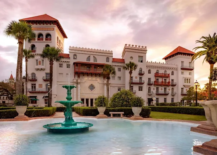 St. Augustine Hotels with Tennis Court