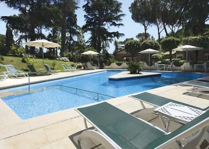 Rome Hotels With Pool