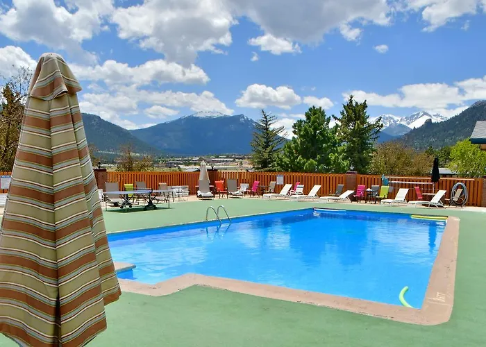 Estes Park Hotels With Pool
